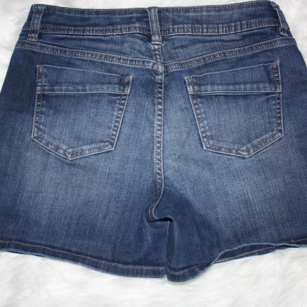 St. John's Bay Denim Shorts Size 4 - Picture 5 of 5